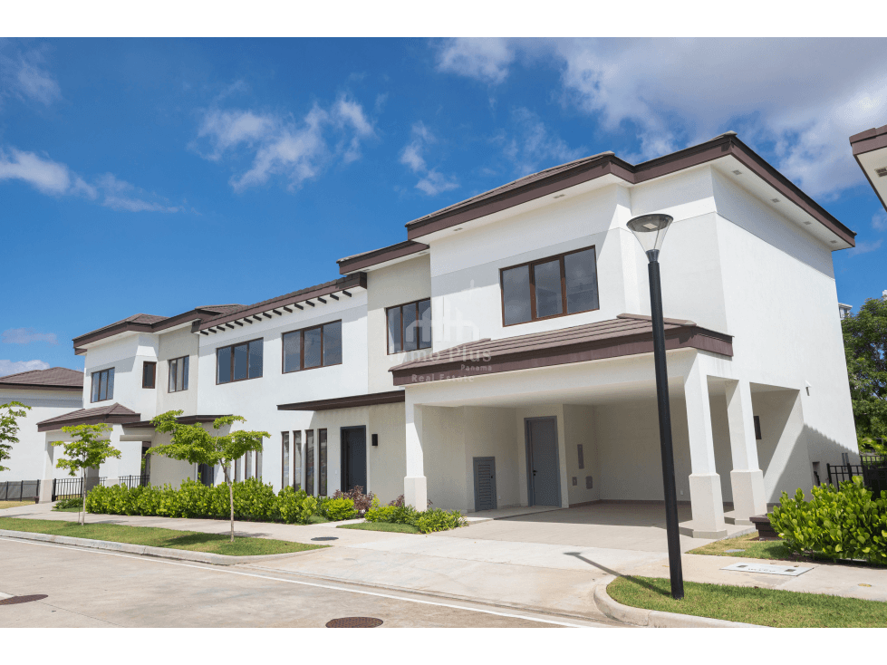 casa en venta en santa maría, ciudad de panamá — 3 recámaras